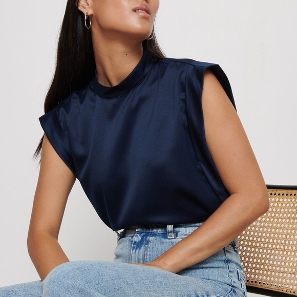 Dynamite Dylan Satin Navy Sleeveless Mock Neck Blouse – Chic, Mod & Preppy, XS - Picture 3 of 14